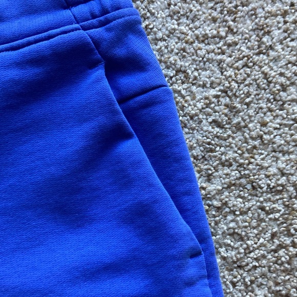 On Running Men’s Sweat Shorts Blue Athletic Run on Clouds Sz S - Picture 2 of 11